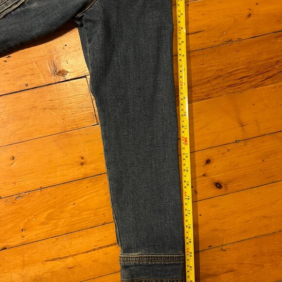 Levi Jean Jacket - Picture 4 of 16